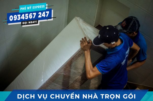 Khiêng vật nặng lên cầu thang