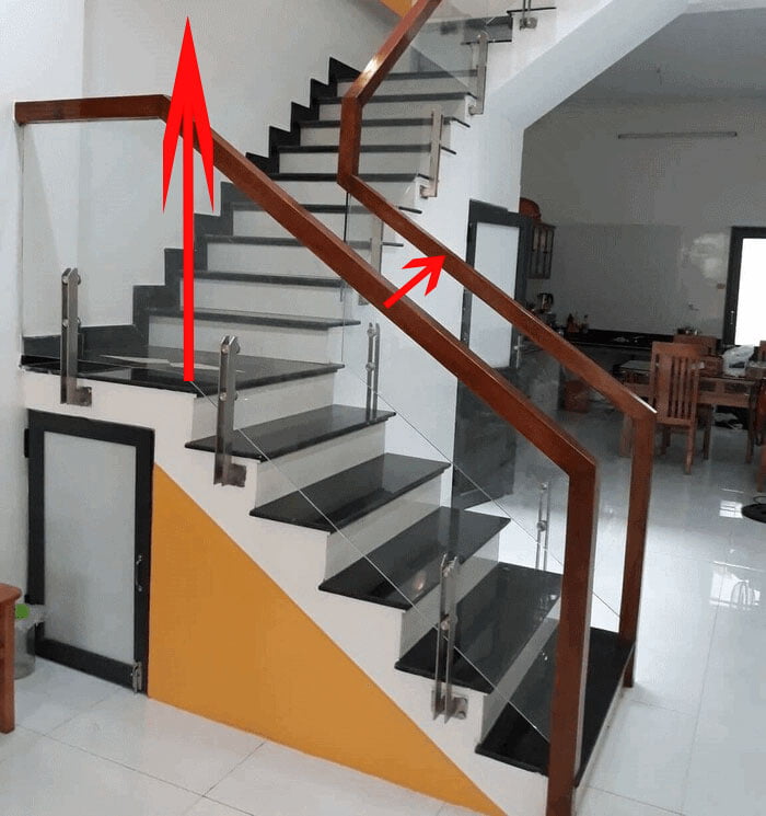 Đo đạc không gian lên xuống cầu thang