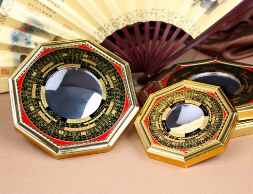 Cách treo gương bát quái