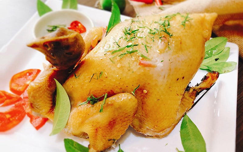 Gà hấp lá chanh