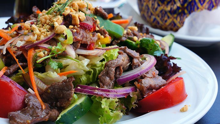 Giỏi bò kiểu Thái Lan