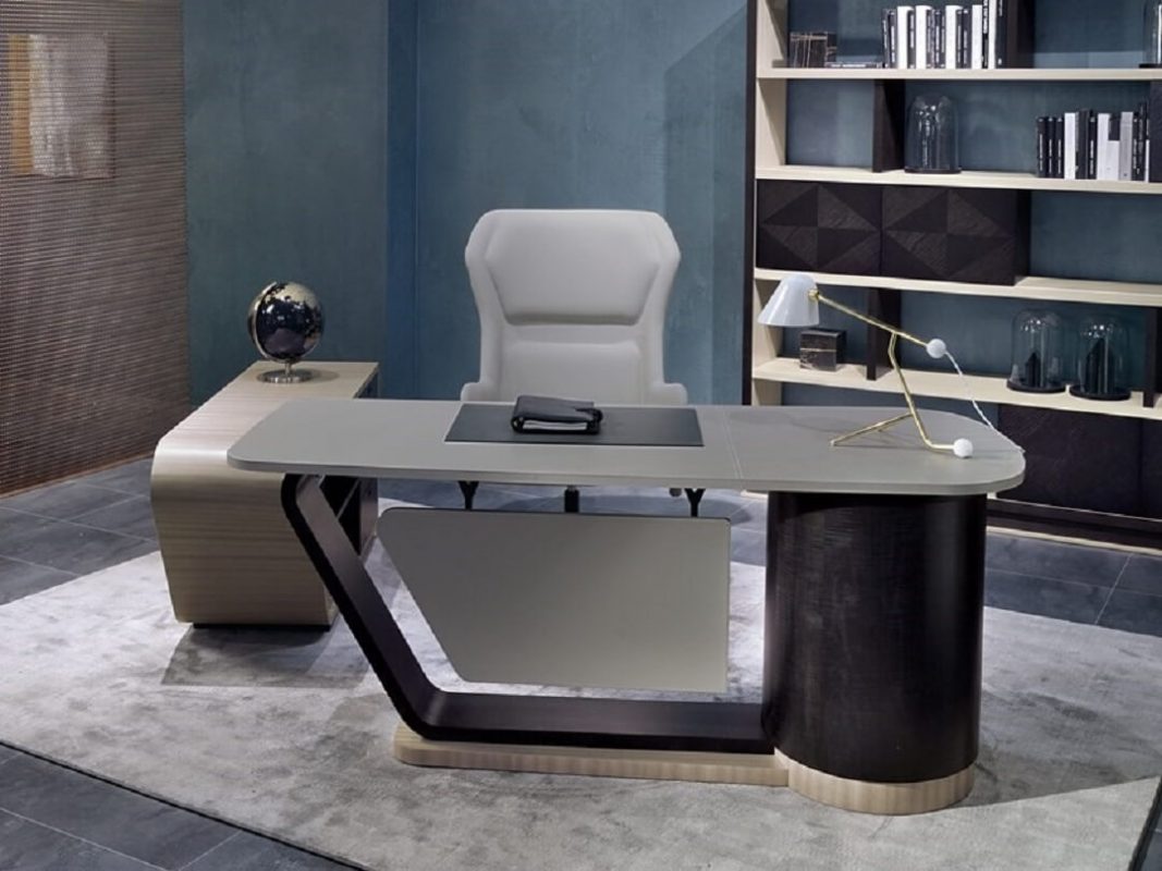 Phong thủy bàn làm việc cho người mệnh Thủy