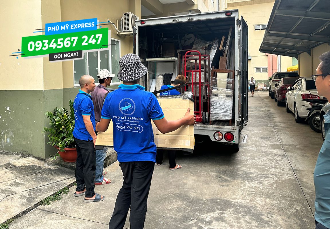 nhan vien chuyen nha phuong ban co